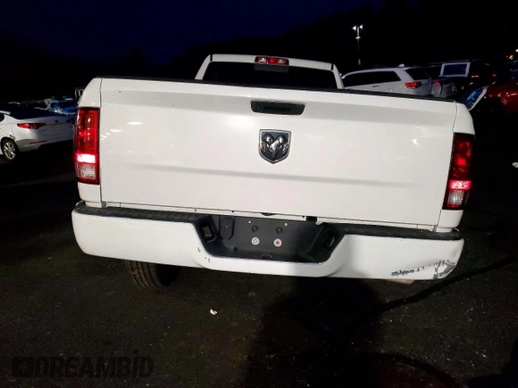 ✅ 2019 Ram 1500 Tradesman • VIN: 3C6JR6DT8KG527064 • Lot: 72643235. Wystawiony na Copart z przebiegiem 99 999 mil. Bezpłatny archiwum sprzedaży aukcyjnych z USA i szczegółowy raport historii pojazdu na DreamBid. Zdjęcie 6.