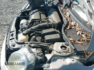 ✅ 2013 MINI Convertible S • VIN: WMWZP3C51DT705614 • Lot: 43510725. Wystawiony na IAAI z przebiegiem 103 913 mil. Bezpłatny archiwum sprzedaży aukcyjnych z USA i szczegółowy raport historii pojazdu na DreamBid. Zdjęcie 12.