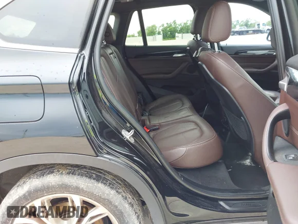 ✅ 2017 BMW X1 sDrive28i • VIN: WBXHU7C31HP924801 • Лот: 42560263. Опубликован ранее на IAAI с пробегом 100 429 миль. Бесплатный доступ к архиву аукционных продаж из США и подробный отчёт об истории автомобиля на DreamBid. Изображение 8.