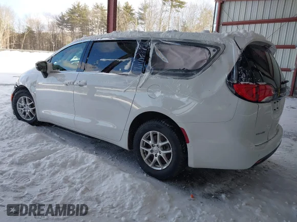 ✅ 2025 Chrysler Voyager LX • VIN: 2C4RC1CG6SR577167 • Лот: 43934419. Опубліковано раніше на IAAI з пробігом 8 147 миль. Безкоштовний доступ до архіву аукціонних продажів зі США та докладний звіт про історію автомобіля на DreamBid. Зображення 3.