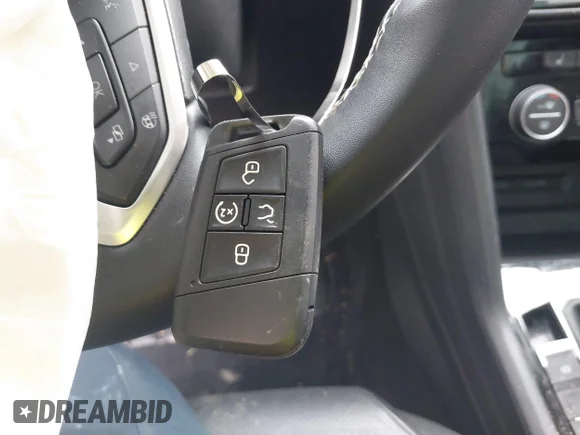 ✅ 2022 Volkswagen Taos SEL • VIN: 3VV2X7B24NM053415 • Lot: 45110557. Wystawiony na IAAI z przebiegiem 69 614 mil. Bezpłatny archiwum sprzedaży aukcyjnych z USA i szczegółowy raport historii pojazdu na DreamBid. Zdjęcie 11.