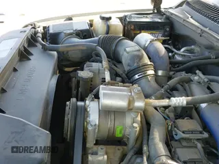 ✅ 2001 Chevrolet Silverado 2500HD LS • VIN: 1GCHC29141E210509 • Лот: 42960774. Опубликован ранее на IAAI с пробегом 186 506 миль. Бесплатный доступ к архиву аукционных продаж из США и подробный отчёт об истории автомобиля на DreamBid. Изображение 19.