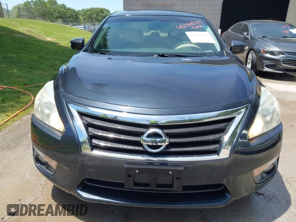 ✅ 2013 Nissan Altima SV • VIN: 1N4AL3AP0DC909990 • Lot: 45130529. Wystawiony na IAAI z przebiegiem 159 932 mil. Bezpłatny archiwum sprzedaży aukcyjnych z USA i szczegółowy raport historii pojazdu na DreamBid. Zdjęcie 6.