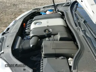 ✅ 2009 Volkswagen Jetta SE • VIN: 3VWRZ71K49M041230 • Lot: 42062165. Listed on IAAI with 127,237 mi. Free auction sales archive from the USA and detailed vehicle history report at DreamBid. Image 19.