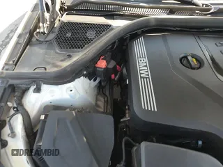 ✅ 2020 BMW 3 Series 330i • VIN: 3MW5R1J02L8B23581 • Lot: 85359975. Wystawiony na Copart z przebiegiem 118 553 mil. Bezpłatny archiwum sprzedaży aukcyjnych z USA i szczegółowy raport historii pojazdu na DreamBid. Zdjęcie 15.