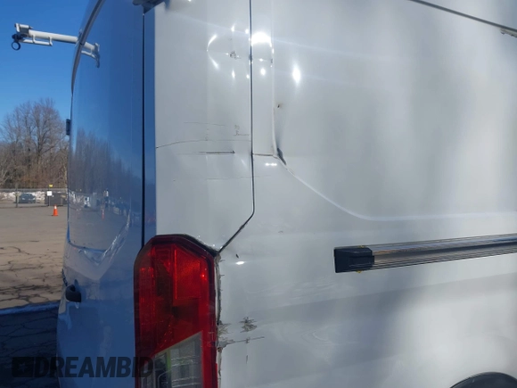 ✅ 2017 Ford Transit • VIN: 1FTYR2CM0HKA09347 • Лот: 44491599. Опубліковано раніше на IAAI з пробігом 136 491 миль. Безкоштовний доступ до архіву аукціонних продажів зі США та докладний звіт про історію автомобіля на DreamBid. Зображення 6.