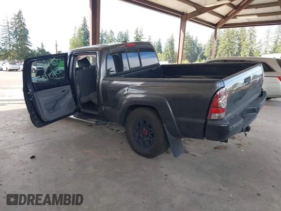 ✅ 2014 Toyota Tacoma PreRunner • VIN: 3TMKU4HN9EM042319 • Lot: 43450085. Wystawiony na IAAI z przebiegiem 89 135 mil. Bezpłatny archiwum sprzedaży aukcyjnych z USA i szczegółowy raport historii pojazdu na DreamBid. Zdjęcie 3.