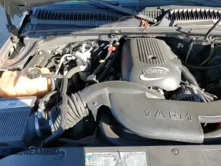 ✅ 2002 Chevrolet Suburban LT • VIN: 1GNEC16Z02J287885 • Лот: 85322374. Опубликован ранее на Copart с пробегом 421 757 миль. Бесплатный доступ к архиву аукционных продаж из США и подробный отчёт об истории автомобиля на DreamBid. Изображение 17.