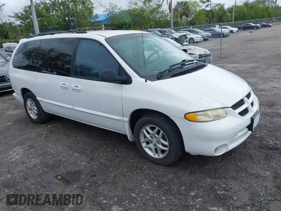 ✅ 1999 Dodge Caravan SE • VIN: 1B4GP44G9XB918558 • Lot: 44728470. Listed on IAAI with 189,072 mi. Free auction sales archive from the USA and detailed vehicle history report at DreamBid. Image 1.