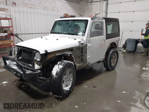 ✅ 2018 Jeep Wrangler Sport S • VIN: 1C4GJWAGXJL931213 • Lot: 44143023. Wystawiony na IAAI z przebiegiem 100 665 mil. Bezpłatny archiwum sprzedaży aukcyjnych z USA i szczegółowy raport historii pojazdu na DreamBid. Zdjęcie 2.
