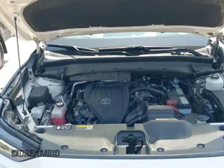 ✅ 2024 Toyota Highlander XLE • VIN: 5TDAAAB50RS019075 • Lot: 42746330. Wystawiony na IAAI z przebiegiem 70 523 mil. Bezpłatny archiwum sprzedaży aukcyjnych z USA i szczegółowy raport historii pojazdu na DreamBid. Zdjęcie 19.