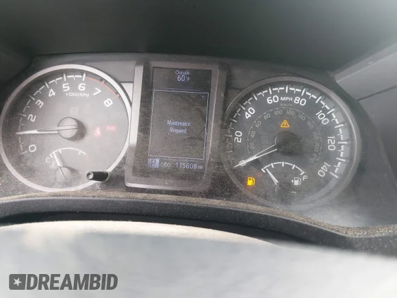 ✅ 2018 Toyota Tacoma TRD Pro • VIN: 5TFCZ5AN5JX139091 • Lot: 44475982. Wystawiony na IAAI z przebiegiem 115 608 mil. Bezpłatny archiwum sprzedaży aukcyjnych z USA i szczegółowy raport historii pojazdu na DreamBid. Zdjęcie 7.
