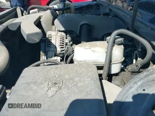 ✅ 2005 GMC Yukon SLT • VIN: 1GKEC13VX5J182841 • Lot: 42010227. Wystawiony na IAAI z przebiegiem 218 909 mil. Bezpłatny archiwum sprzedaży aukcyjnych z USA i szczegółowy raport historii pojazdu na DreamBid. Zdjęcie 19.