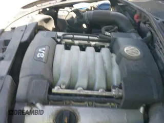 ✅ 2004 Volkswagen Phaeton V8 • VIN: WVWAF63D048008689 • Lot: 42878306. Wystawiony na IAAI z przebiegiem 144 636 mil. Bezpłatny archiwum sprzedaży aukcyjnych z USA i szczegółowy raport historii pojazdu na DreamBid. Zdjęcie 12.