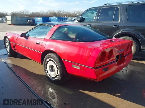 ✅ 1985 Chevrolet Corvette • VIN: 1G1YY0787F5126447 • Лот: 43917936. Опубліковано раніше на IAAI з пробігом 47 842 миль. Безкоштовний доступ до архіву аукціонних продажів зі США та докладний звіт про історію автомобіля на DreamBid. Зображення 3.