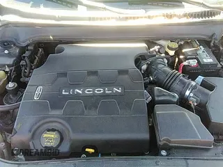 ✅ 2013 Lincoln MKZ • VIN: 3LN6L2GK3DR812737 • Lot: 41863501. Wystawiony na IAAI z przebiegiem 202 152 mil. Bezpłatny archiwum sprzedaży aukcyjnych z USA i szczegółowy raport historii pojazdu na DreamBid. Zdjęcie 12.