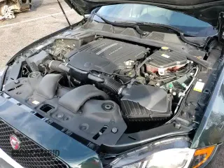 ✅ 2019 Jaguar XJ R-Sport • VIN: SAJWJ1CD3K8W19547 • Lot: 43836805. Wystawiony na Copart z przebiegiem 9 415 mil. Bezpłatny archiwum sprzedaży aukcyjnych z USA i szczegółowy raport historii pojazdu na DreamBid. Zdjęcie 13.