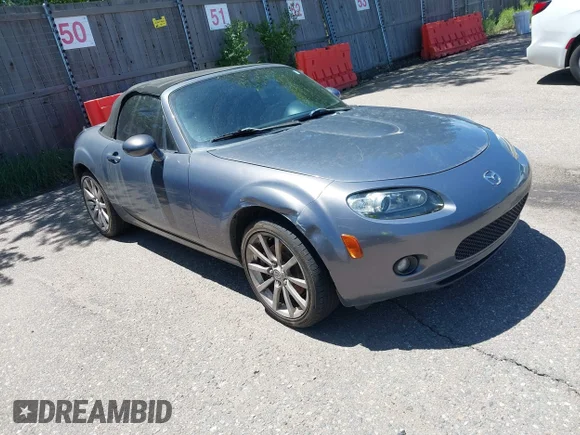 ✅ 2008 Mazda MX-5 Miata Special Edition • VIN: JM1NC25F980151663 • Lot: 42282564. Listed on IAAI with 134,925 mi. Free auction sales archive from the USA and detailed vehicle history report at DreamBid. Image 1.