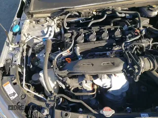 ✅ 2022 Honda Civic Touring • VIN: 2HGFE1F96NH328373 • Lot: 90488195. Wystawiony na Copart z przebiegiem 41 152 mil. Bezpłatny archiwum sprzedaży aukcyjnych z USA i szczegółowy raport historii pojazdu na DreamBid. Zdjęcie 13.