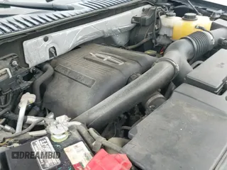 ✅ 2015 Lincoln Navigator • VIN: 5LMJJ2JT9FEJ11124 • Lot: 43329293. Wystawiony na IAAI z przebiegiem 128 142 mil. Bezpłatny archiwum sprzedaży aukcyjnych z USA i szczegółowy raport historii pojazdu na DreamBid. Zdjęcie 19.