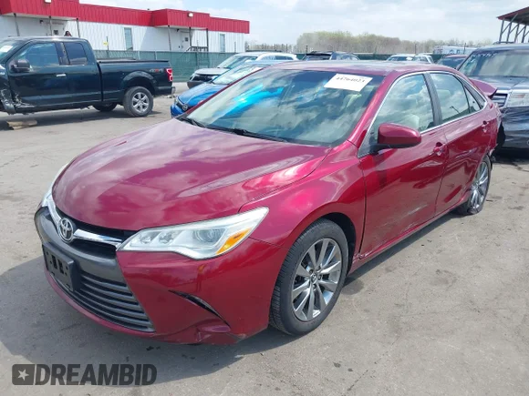 ✅ 2015 Toyota Camry XSE • VIN: 4T1BK1FK6FU553699 • Lot: 44764023. Wystawiony na IAAI z przebiegiem 61 499 mil. Bezpłatny archiwum sprzedaży aukcyjnych z USA i szczegółowy raport historii pojazdu na DreamBid. Zdjęcie 2.