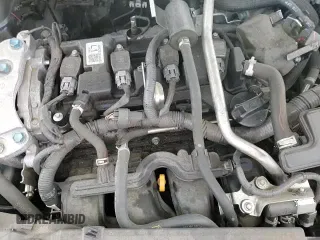 ✅ 2020 Nissan Sentra SR • VIN: 3N1AB8DV2LY274817 • Lot: 84287745. Wystawiony na Copart z przebiegiem 75 600 mil. Bezpłatny archiwum sprzedaży aukcyjnych z USA i szczegółowy raport historii pojazdu na DreamBid. Zdjęcie 15.