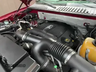 ✅ 2016 Lincoln Navigator Reserve • VIN: 5LMJJ2LT2GEL00065 • Lot: 81471335. Listed on Copart with 193,922 mi. Free auction sales archive from the USA and detailed vehicle history report at DreamBid. Image 11.