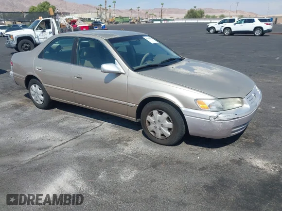 ✅ 1998 Toyota Camry LE • VIN: JT2BG22K7W0123732 • Lot: 45478474. Listed on IAAI with 251,518 mi. Free auction sales archive from the USA and detailed vehicle history report at DreamBid. Image 1.