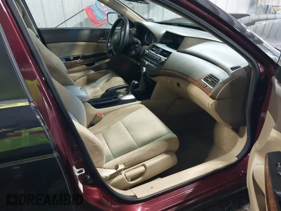 ✅ 2010 Honda Accord EX • VIN: 1HGCP2F76AA137675 • Lot: 44491919. Wystawiony na IAAI z przebiegiem 205 184 mil. Bezpłatny archiwum sprzedaży aukcyjnych z USA i szczegółowy raport historii pojazdu na DreamBid. Zdjęcie 5.