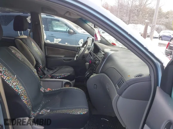 ✅ 2008 Toyota Sienna LE • VIN: 5TDBK23C68S008911 • Lot: 44226224. Wystawiony na IAAI z przebiegiem 234 723 mil. Bezpłatny archiwum sprzedaży aukcyjnych z USA i szczegółowy raport historii pojazdu na DreamBid. Zdjęcie 5.