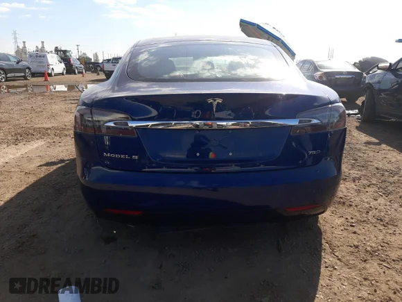 ✅ 2018 Tesla Model S 75D • VIN: 5YJSA1E28JF274099 • Lot: 45169853. Listed on Copart with 21,655 mi. Free auction sales archive from the USA and detailed vehicle history report at DreamBid. Image 6.