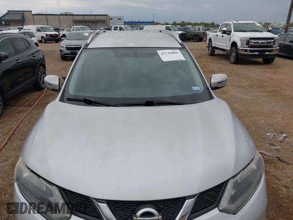 ✅ 2016 Nissan Rogue SV • VIN: KNMAT2MT9GP695656 • Lot: 43744006. Wystawiony na IAAI z przebiegiem 305 644 mil. Bezpłatny archiwum sprzedaży aukcyjnych z USA i szczegółowy raport historii pojazdu na DreamBid. Zdjęcie 6.