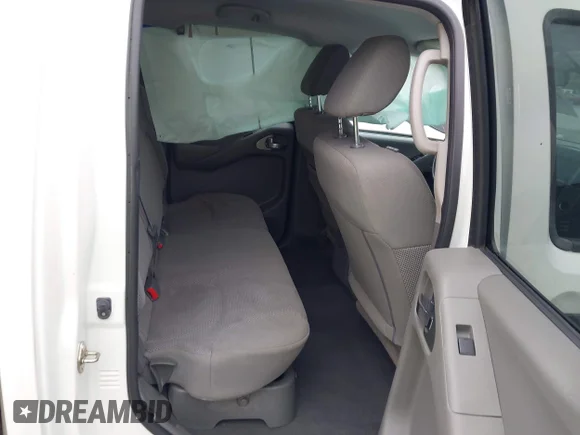 ✅ 2019 Nissan Frontier SV • VIN: 1N6AD0ER1KN878880 • Lot: 44211605. Wystawiony na IAAI z przebiegiem 128 961 mil. Bezpłatny archiwum sprzedaży aukcyjnych z USA i szczegółowy raport historii pojazdu na DreamBid. Zdjęcie 8.