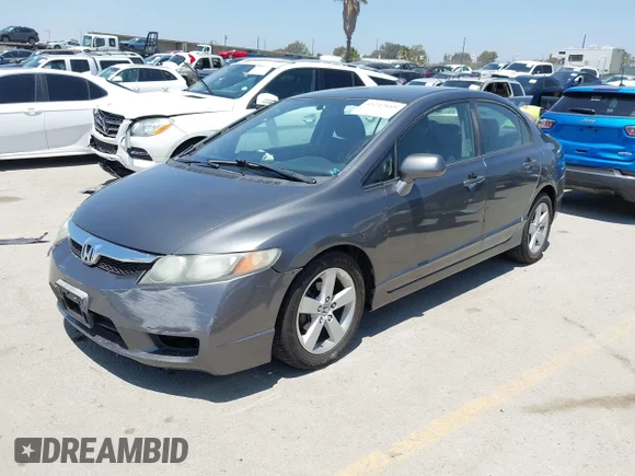 ✅ 2011 Honda Civic LX-S • VIN: 2HGFA1F65BH523524 • Лот: 45242819. Опубликован ранее на IAAI с пробегом 145 824 миль. Бесплатный доступ к архиву аукционных продаж из США и подробный отчёт об истории автомобиля на DreamBid. Изображение 2.