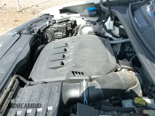 ✅ 2020 Audi Q3 Premium • VIN: WA1AECF31L1052769 • Lot: 42233376. Wystawiony na IAAI z przebiegiem 84 575 mil. Bezpłatny archiwum sprzedaży aukcyjnych z USA i szczegółowy raport historii pojazdu na DreamBid. Zdjęcie 20.