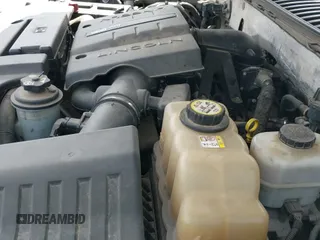 ✅ 2007 Lincoln Navigator • VIN: 5LMFU27597LJ14706 • Лот: 41825485. Опубликован ранее на IAAI с пробегом 197 967 миль. Бесплатный доступ к архиву аукционных продаж из США и подробный отчёт об истории автомобиля на DreamBid. Изображение 12.