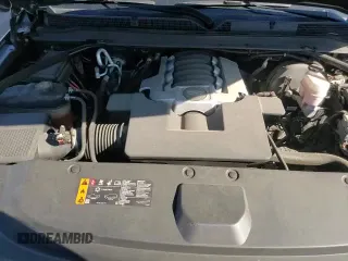 ✅ 2020 Cadillac Escalade Platinum • VIN: 1GYS4DKJ1LR256149 • Lot: 56429075. Wystawiony na Copart z przebiegiem 23 500 mil. Bezpłatny archiwum sprzedaży aukcyjnych z USA i szczegółowy raport historii pojazdu na DreamBid. Zdjęcie 14.