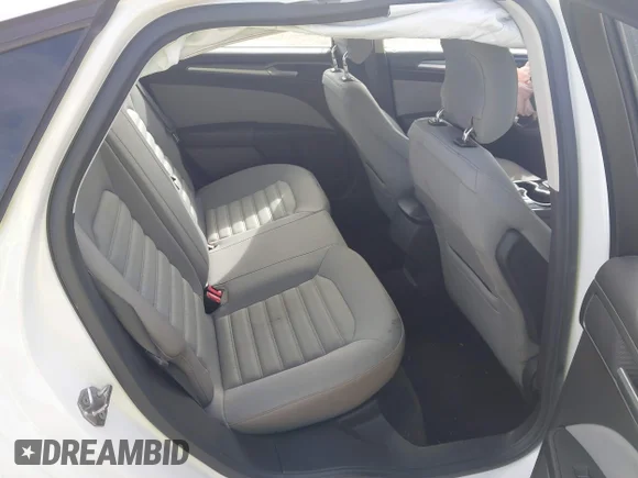 ✅ 2014 Ford Fusion S Hybrid • VIN: 3FA6P0UU1ER368851 • Lot: 43427270. Wystawiony na IAAI z przebiegiem 63 620 mil. Bezpłatny archiwum sprzedaży aukcyjnych z USA i szczegółowy raport historii pojazdu na DreamBid. Zdjęcie 8.