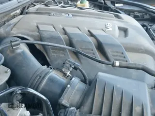 ✅ 2015 Volkswagen Touareg Sport • VIN: WVGEP9BP4FD007384 • Lot: 43680302. Wystawiony na IAAI z przebiegiem 175 006 mil. Bezpłatny archiwum sprzedaży aukcyjnych z USA i szczegółowy raport historii pojazdu na DreamBid. Zdjęcie 20.