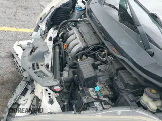 ✅ 2010 Honda Fit • VIN: JHMGE8H29AS003701 • Lot: 43313097. Listed on IAAI with 177,378 mi. Free auction sales archive from the USA and detailed vehicle history report at DreamBid. Image 16.