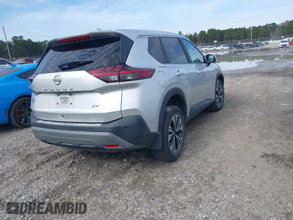 ✅ 2023 Nissan Rogue SV • VIN: 5N1BT3BA8PC771849 • Lot: 44205286. Wystawiony na IAAI z przebiegiem 40 664 mil. Bezpłatny archiwum sprzedaży aukcyjnych z USA i szczegółowy raport historii pojazdu na DreamBid. Zdjęcie 4.