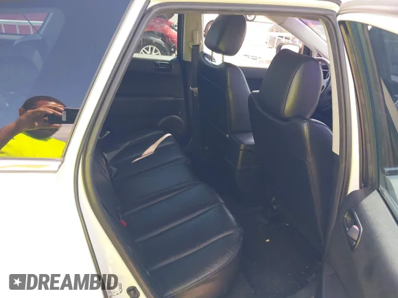 ✅ 2008 Mazda CX-7 Grand Touring • VIN: JM3ER29L780211283 • Лот: 43313053. Опубліковано раніше на IAAI з пробігом 122 565 миль. Безкоштовний доступ до архіву аукціонних продажів зі США та докладний звіт про історію автомобіля на DreamBid. Зображення 8.