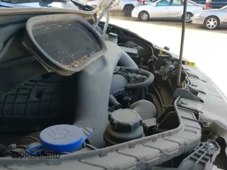 ✅ 2018 Ford Transit • VIN: 1FTYR1YM7JKB53325 • Lot: 42063776. Listed on IAAI with 108,912 mi. Free auction sales archive from the USA and detailed vehicle history report at DreamBid. Image 18.