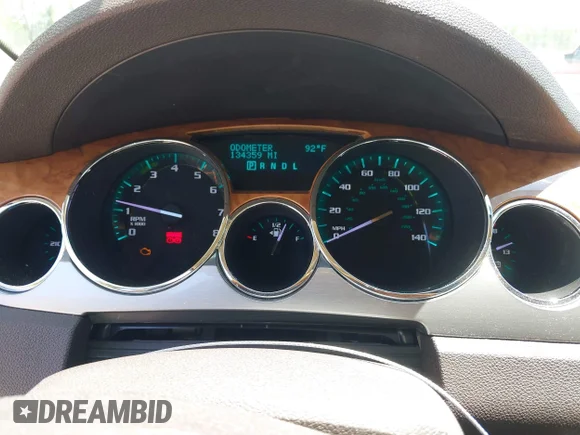 ✅ 2012 Buick Enclave Premium • VIN: 5GAKVDED6CJ200989 • Лот: 45143143. Опубліковано раніше на IAAI з пробігом 134 359 миль. Безкоштовний доступ до архіву аукціонних продажів зі США та докладний звіт про історію автомобіля на DreamBid. Зображення 7.