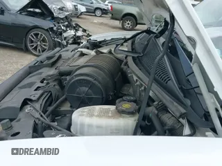 ✅ 2019 GMC Savana Cargo • VIN: 1GTZ7HFG1K1334802 • Lot: 41868376. Wystawiony na IAAI z przebiegiem 105 386 mil. Bezpłatny archiwum sprzedaży aukcyjnych z USA i szczegółowy raport historii pojazdu na DreamBid. Zdjęcie 19.