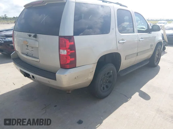✅ 2013 Chevrolet Tahoe LT • VIN: 1GNSCBE00DR195367 • Лот: 45476763. Опубликован ранее на IAAI с пробегом 226 372 миль. Бесплатный доступ к архиву аукционных продаж из США и подробный отчёт об истории автомобиля на DreamBid. Изображение 4.