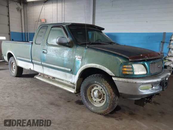 ✅ 1998 Ford F-150 • VIN: 1FTZX18W0WNB10429 • Lot: 42501385. Listed on IAAI with 175,318 mi. Free auction sales archive from the USA and detailed vehicle history report at DreamBid. Image 1.