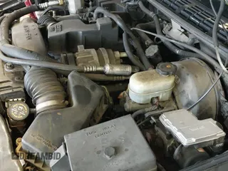 ✅ 2000 Chevrolet S-10 LS • VIN: 1GCCS1943YK168119 • Лот: 41409246. Опубликован ранее на IAAI с пробегом 194 506 миль. Бесплатный доступ к архиву аукционных продаж из США и подробный отчёт об истории автомобиля на DreamBid. Изображение 19.