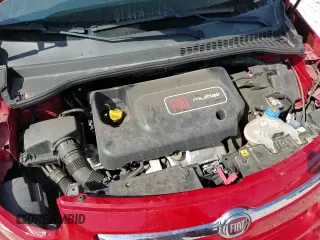 ✅ 2017 FIAT 500L Lounge • VIN: ZFBCFACH5HZ040104 • Lot: 80167245. Listed on Copart with 72,054 mi. Free auction sales archive from the USA and detailed vehicle history report at DreamBid. Image 17.