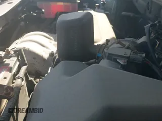 ✅ 2008 Toyota RAV4 • VIN: JTMBD35V085200040 • Lot: 43625247. Wystawiony na IAAI z przebiegiem 198 576 mil. Bezpłatny archiwum sprzedaży aukcyjnych z USA i szczegółowy raport historii pojazdu na DreamBid. Zdjęcie 19.